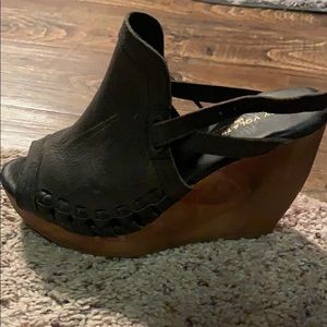 Very volatile wedges